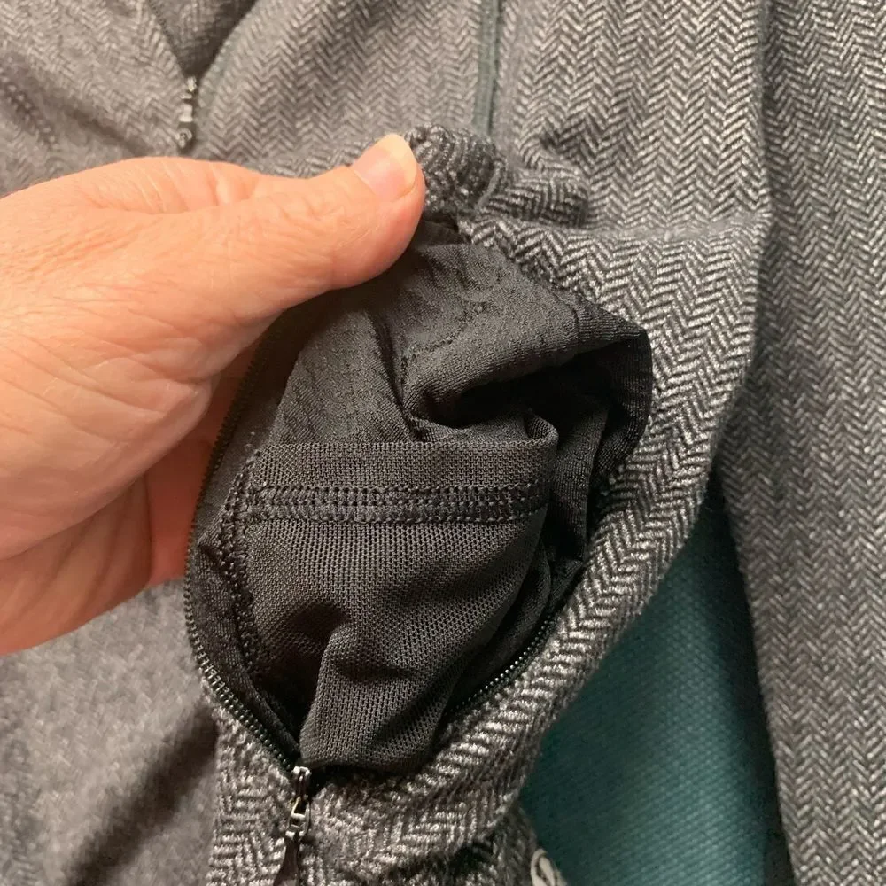 Lululemon Think Fast Pullover in Heathered Herringbone Black Size 4